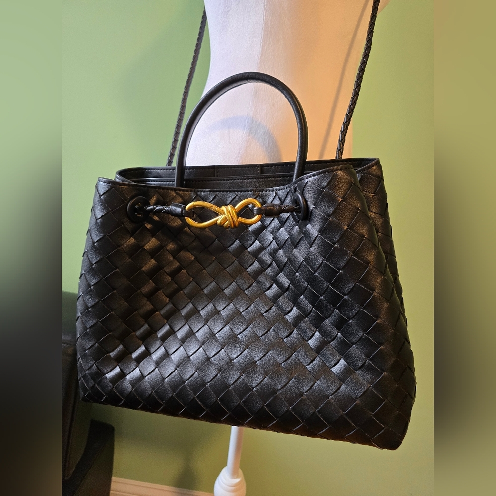 Black Woven Tote Bag - Picture 12 of 12